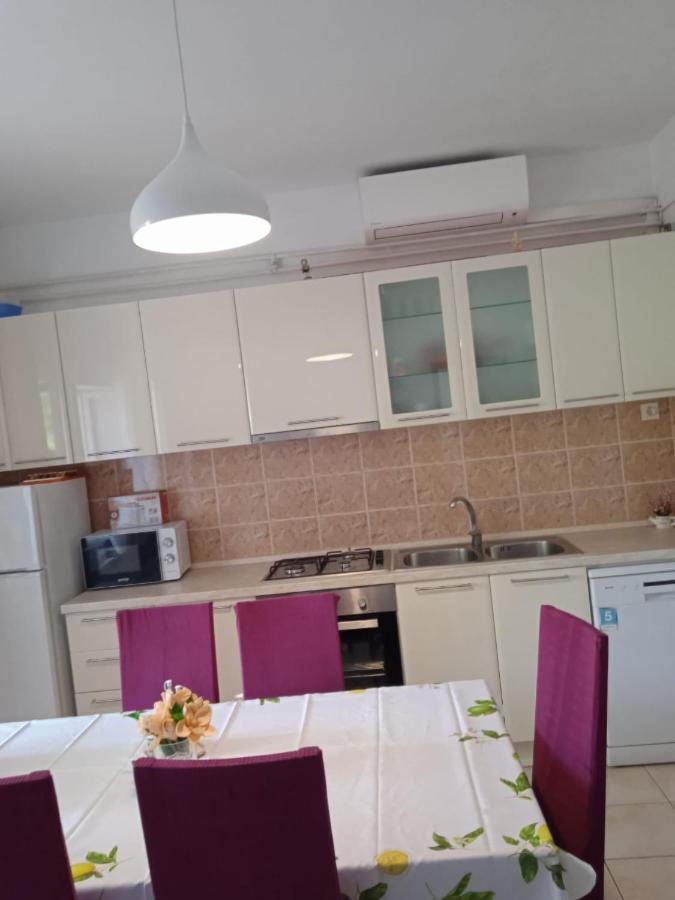 Apartments Marita Корчула Екстер'єр фото